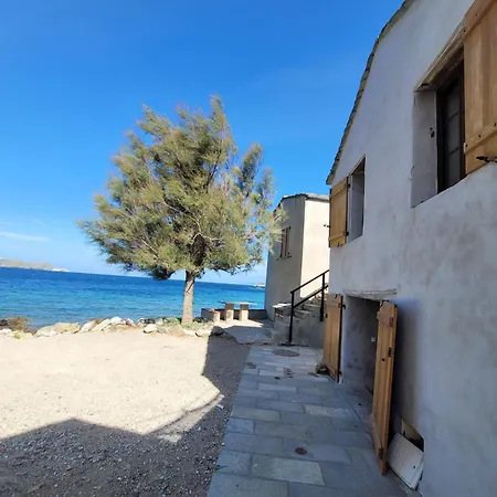 Maison De Pecheur Les Pieds Dans L'Eau * 尔萨