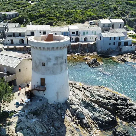 Maison De Pecheur Les Pieds Dans L'Eau *